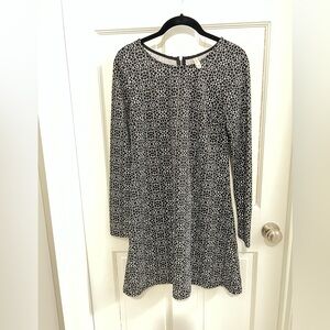 Xhilaration Black and White Long Sleeve Dress